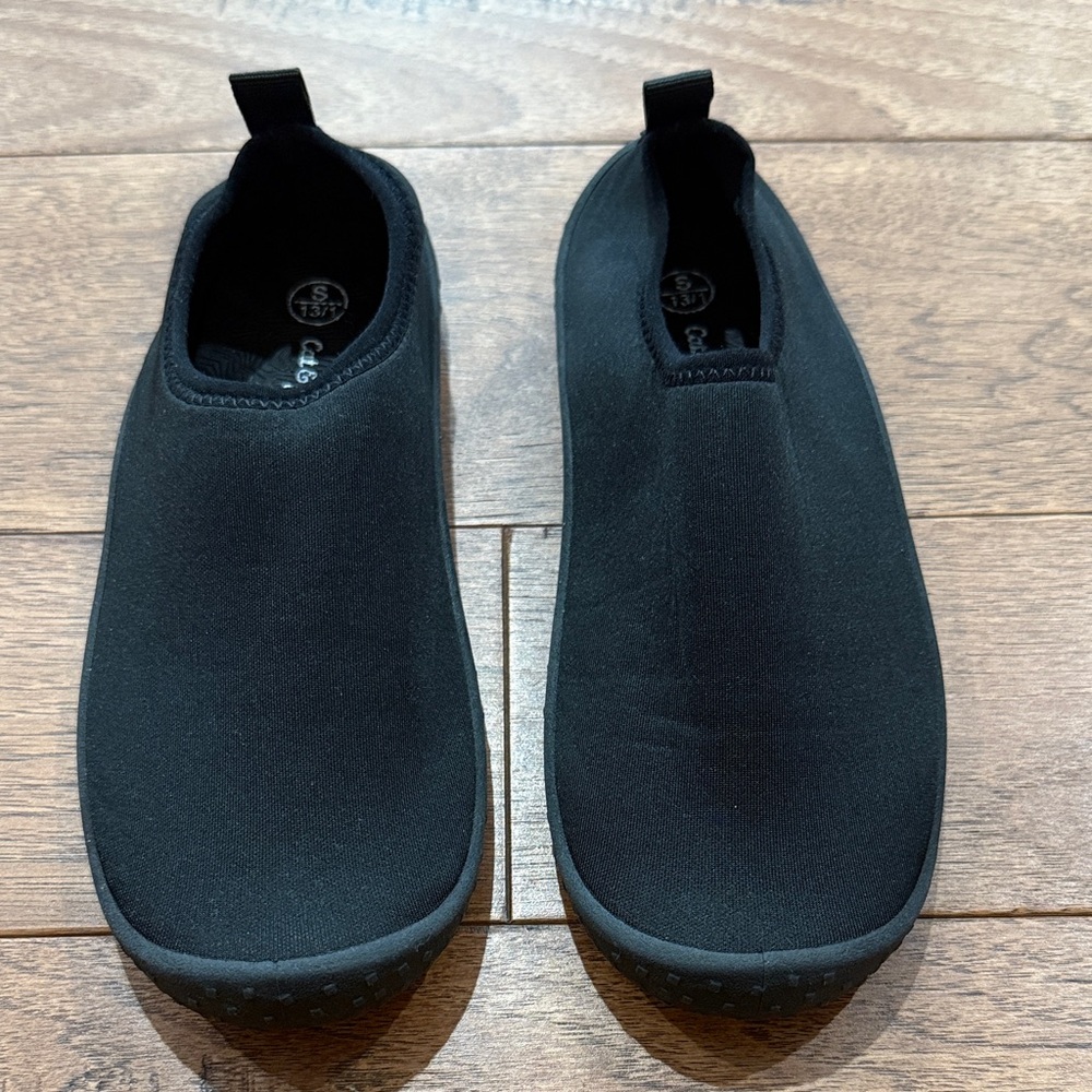 Cat & Jack Kids Girls Grover Black Slip On Water Shoes - Size S (13/1)